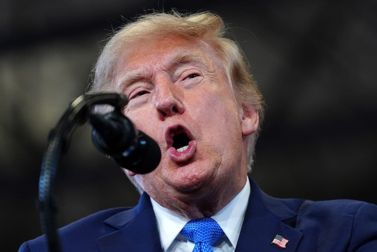 Photograph accompanying: Iran-U.S. Deal Talks End Without Agreement as Trump Demands Surrender